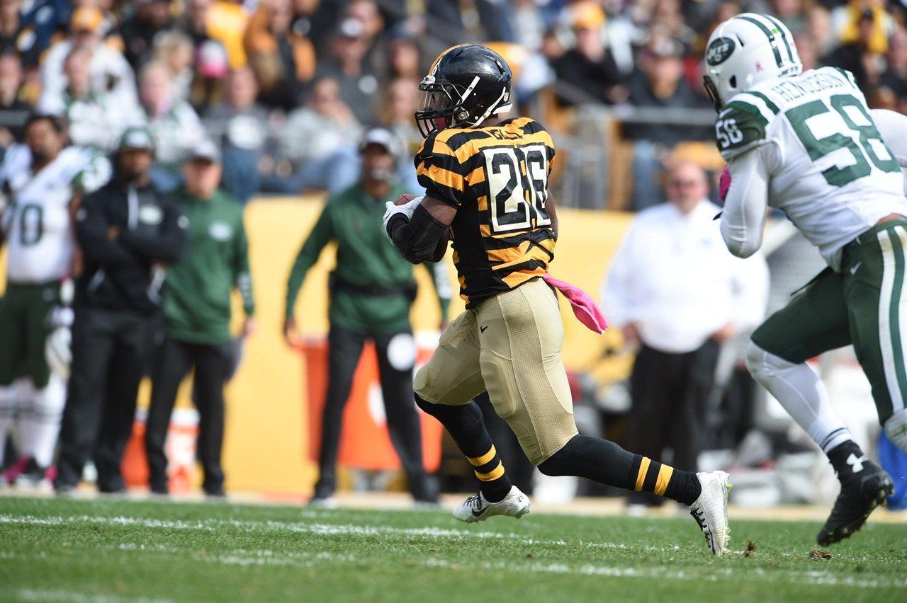 Steelers LB Wins Unique NFL Award in Week 3