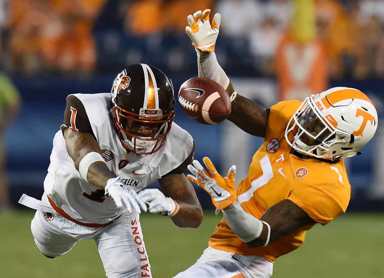 Steelers draft Tennessee DB Cameron Sutton in third round