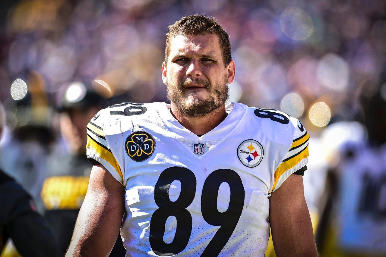 Vance McDonald is one of a kind. - Pittsburgh Steelers