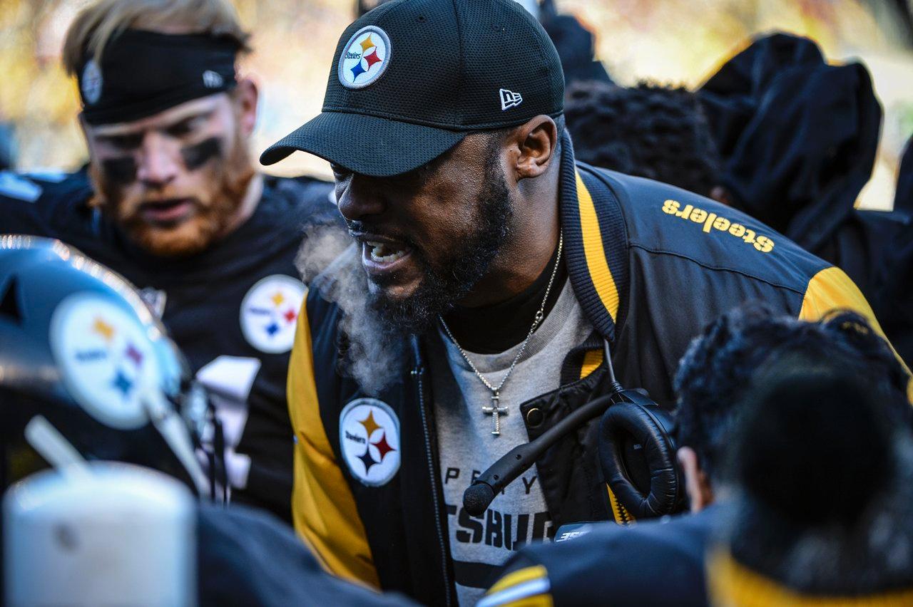 Pittsburgh Steelers: Mike Tomlin Makes Surprising Decision On