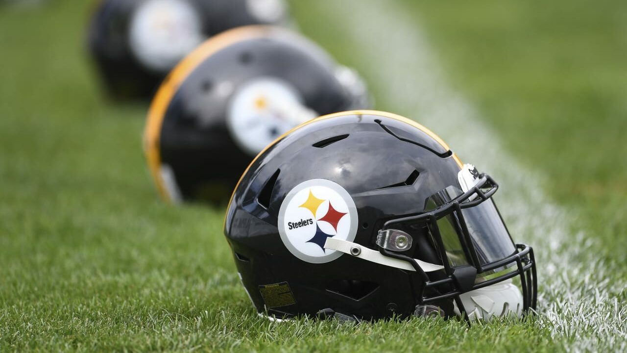 Pittsburgh Steelers helmets