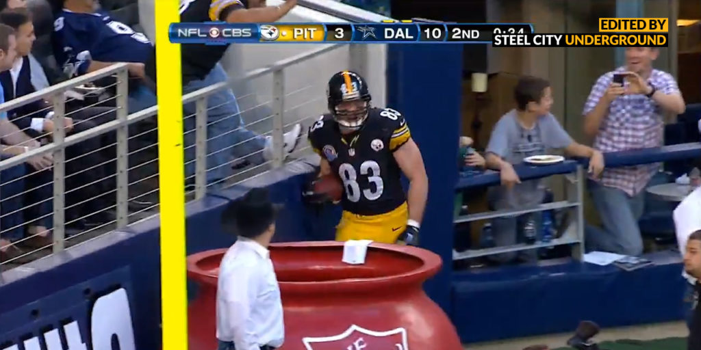 Big Ben famously extends play to get TD toss to Miller