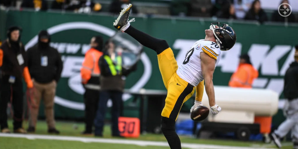 Pittsburgh Steelers linebacker T.J. Watt reacts after getting a strip-sack against the New York Jets and recovering the fumble in Week 16 of the 2019-20 NFL regular season