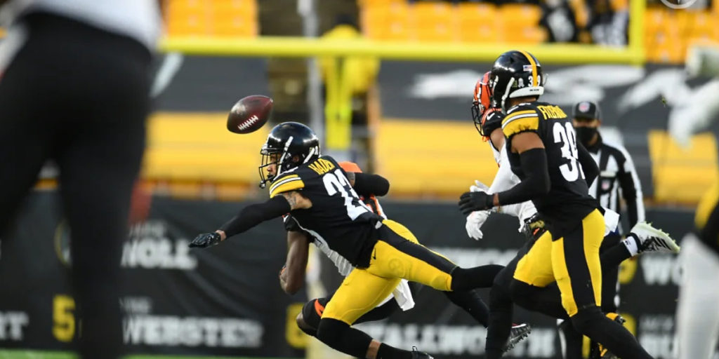 Joe Haden of the Pittsburgh Steelers makes a play against the Cincinnati Bengals