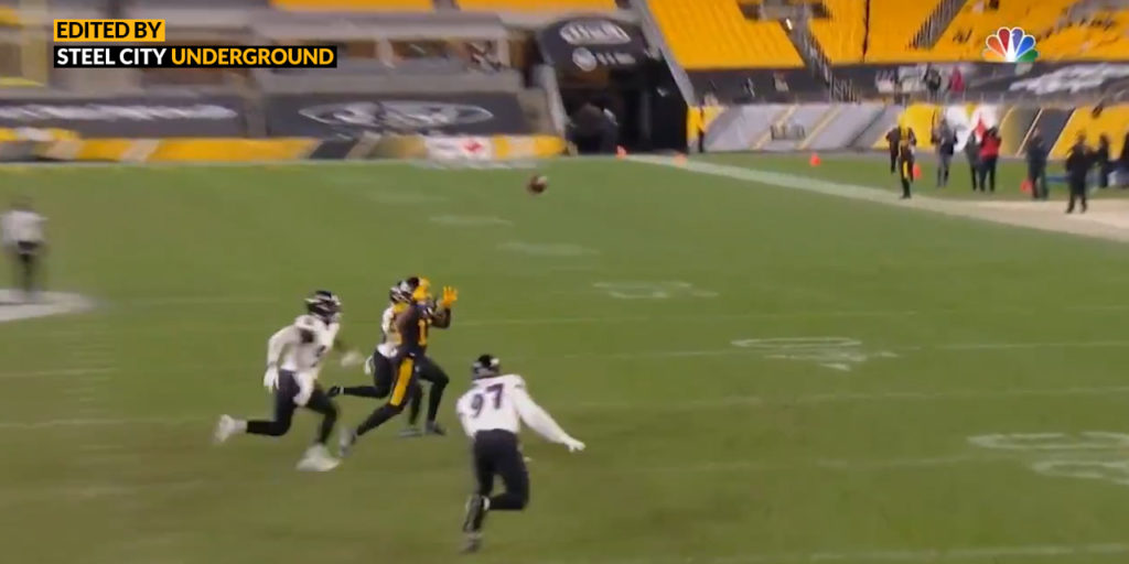 Watch: Ben Roethlisberger floats a dangerous pass to James Washington for clutch conversion