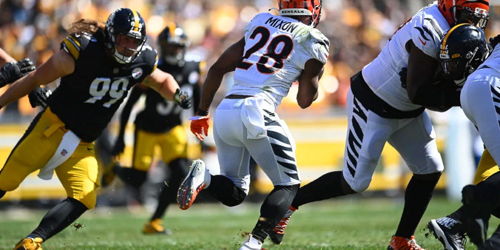 Henry Mondeaux, Steelers vs Bengals