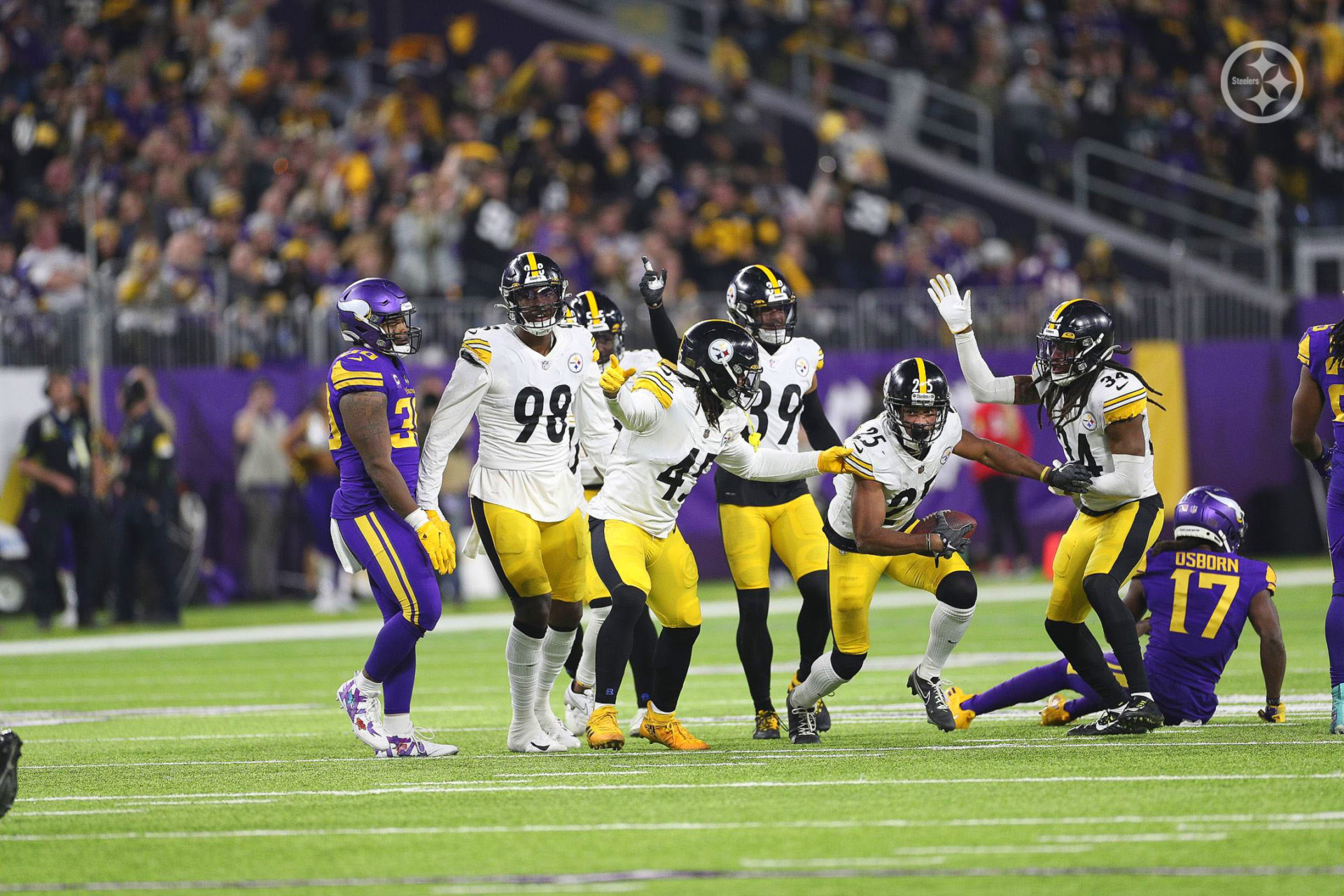 Watch: Cam Heyward run stuff gives the Steelers the ball back for  game-winning drive - Steel City Underground