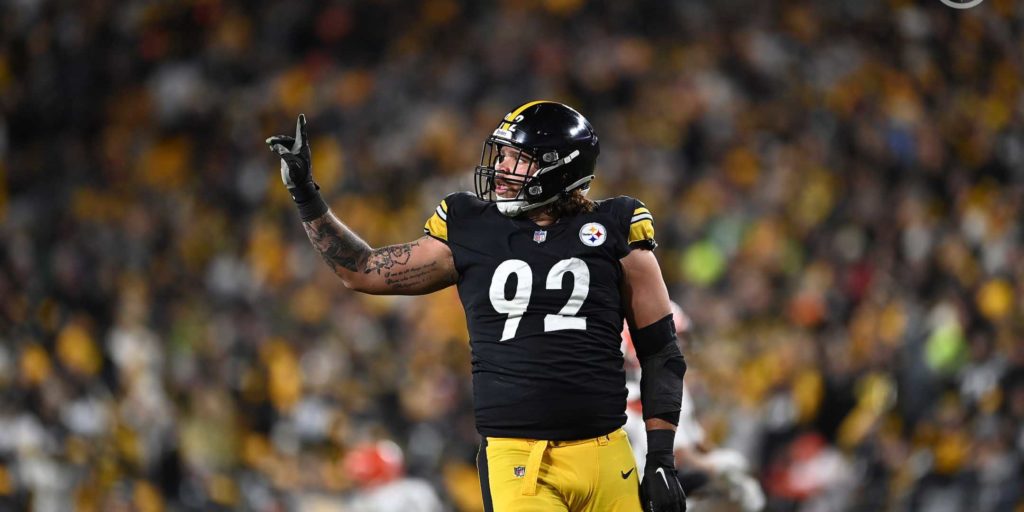 Pittsburgh Steelers DE Isaiahh Loudermilk