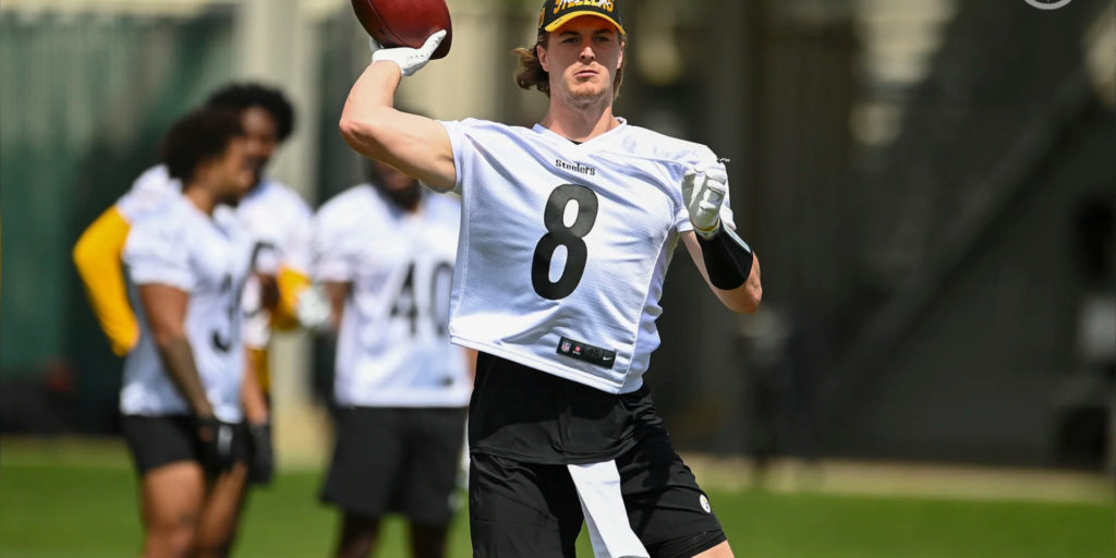 Pittsburgh Steelers QB Kenny