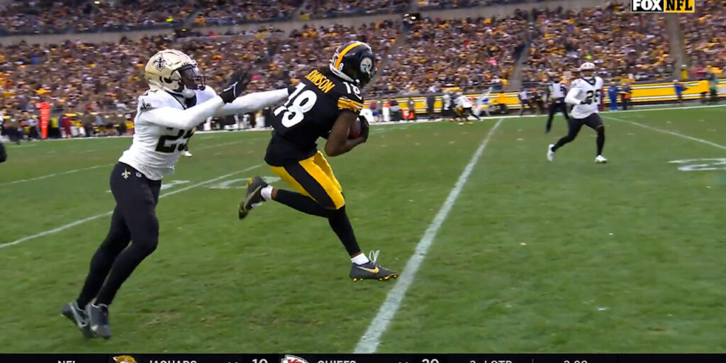 Watch: Pickett, Johnson connect on Steelers longest pass play of the season