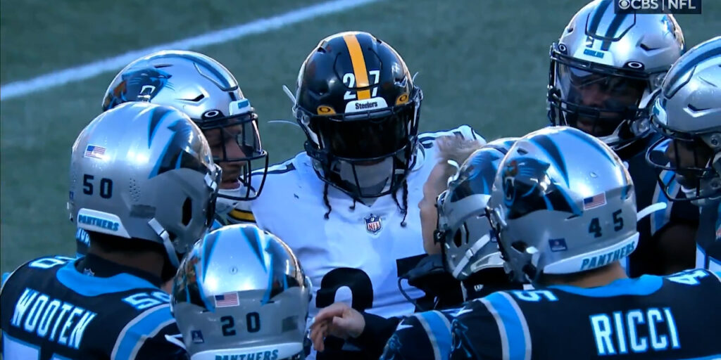 Pittsburgh Steelers S Marcus Allen in Panthers huddle