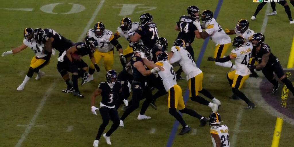 Watch: Cam Heyward run stuff gives the Steelers the ball back for game-winning drive