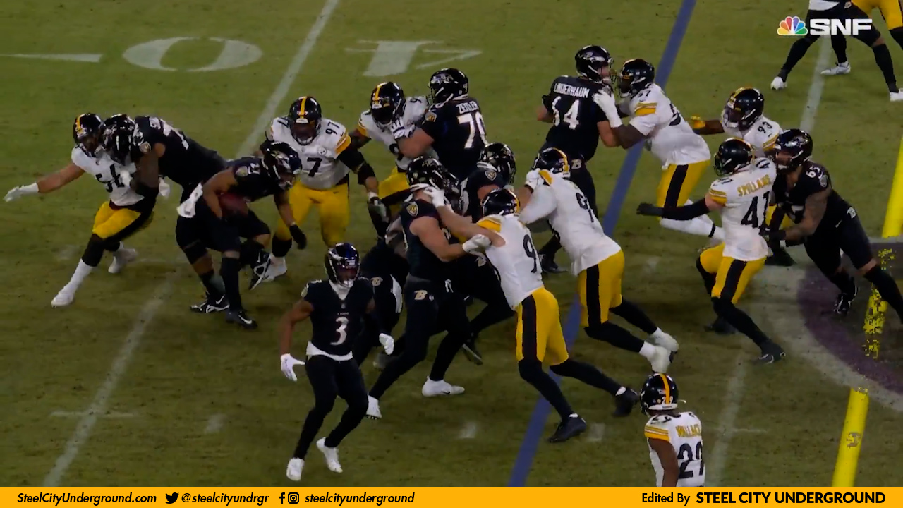 Online extra: Ravens hold on for 22-20 win over Steelers