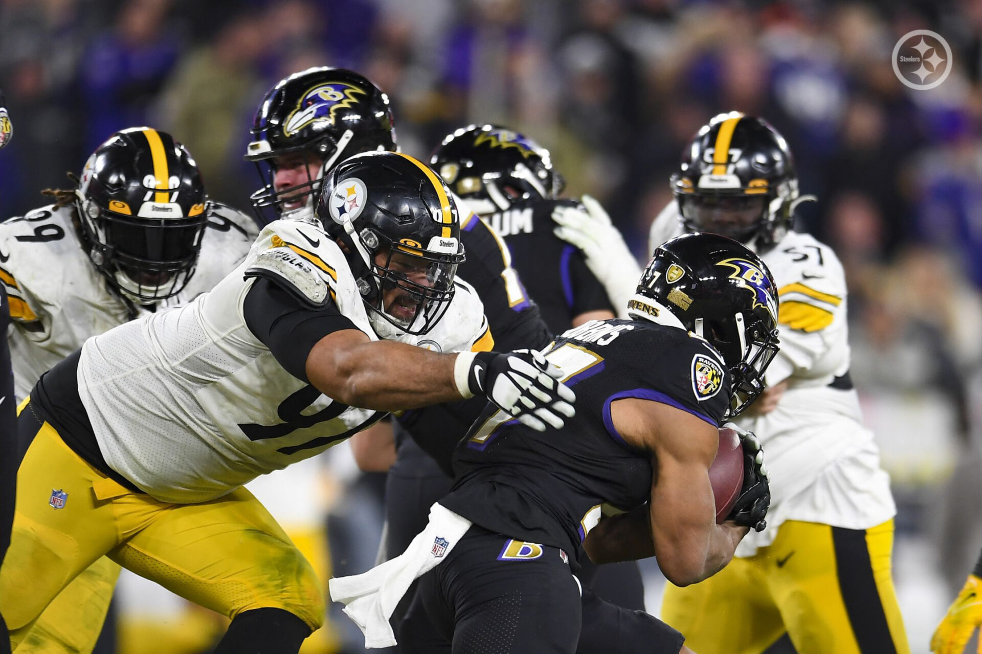 Steelers 16-13 Ravens: Pittsburgh score last-minute touchdown to