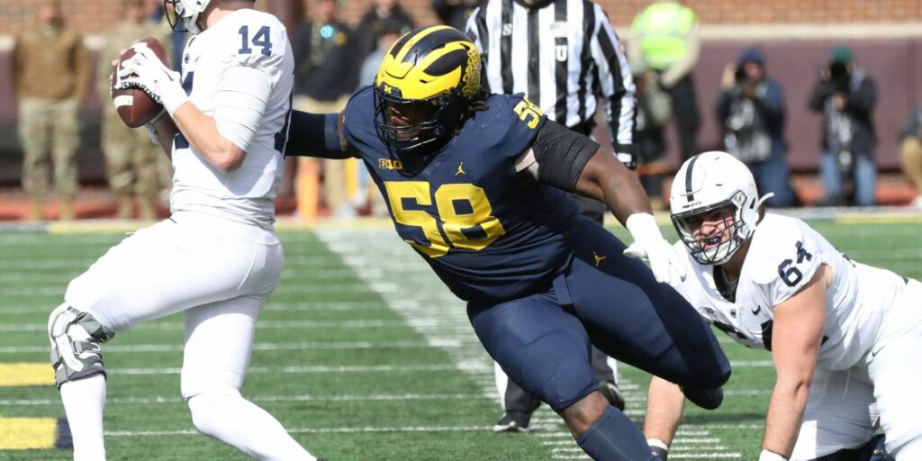 Michigan defensive lineman Mazi Smith