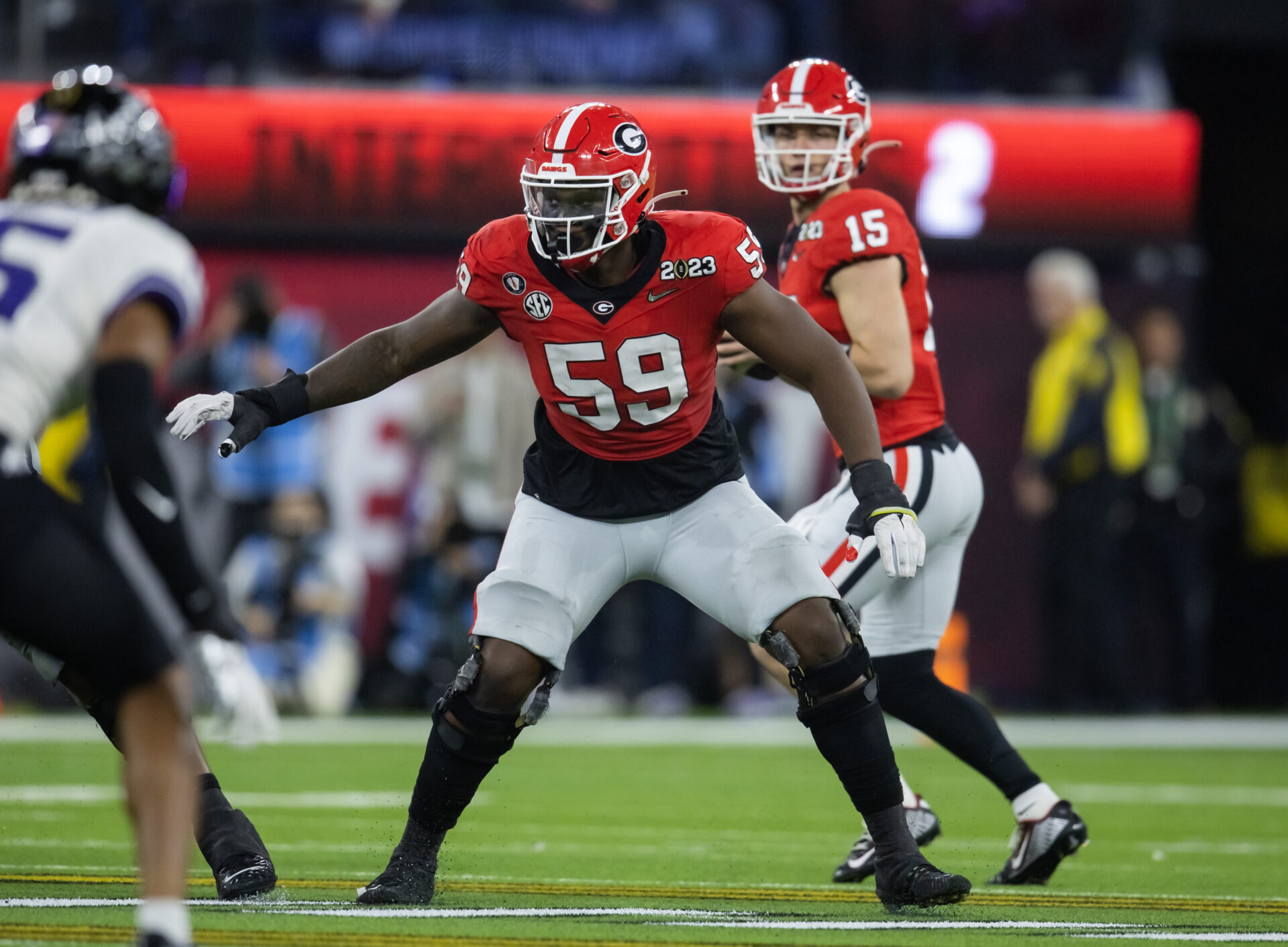 Steelers select Georgia OT Broderick Jones with No. 14 pick