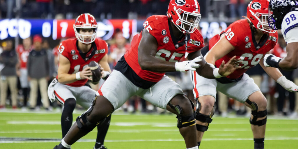 Georgia Bulldogs offensive lineman Amarius Mims