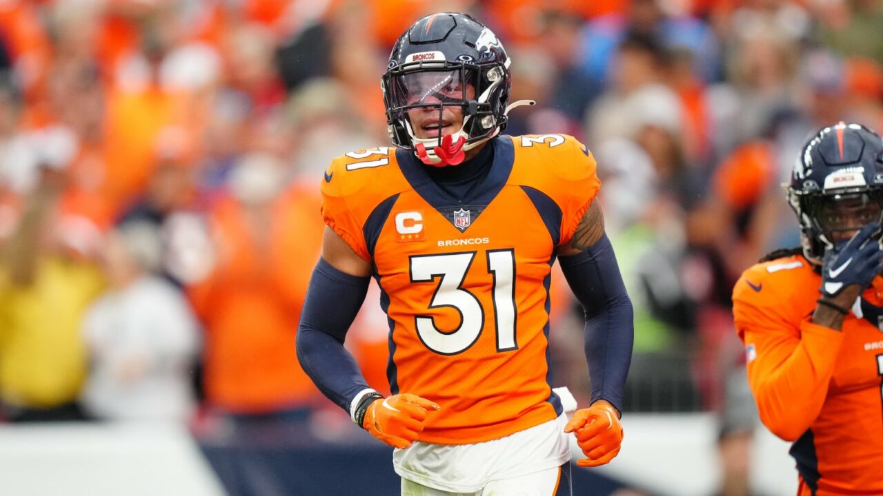 Broncos Safety Justin Simmons