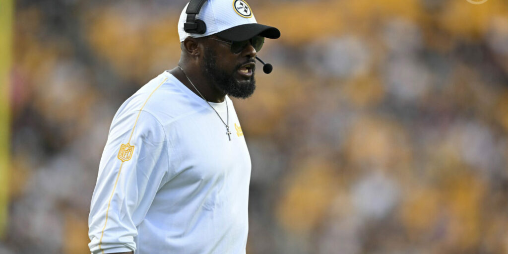 Steelers head coach Mike Tomlin