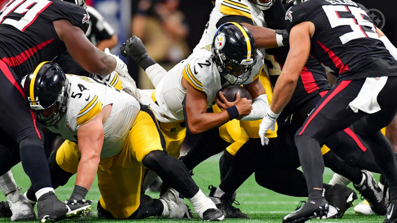 Pittsburgh Steelers QB Justin Fields