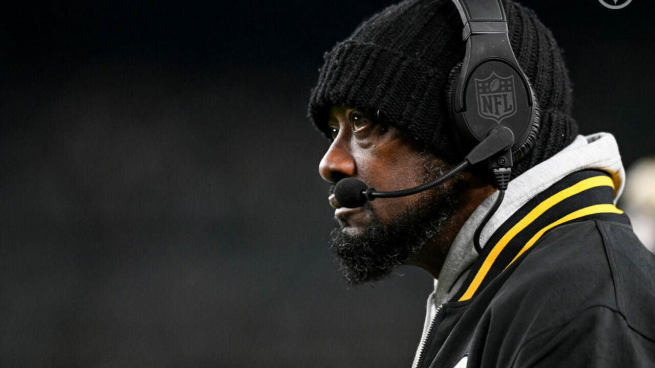 Pittsburgh Steelers Head Coach Mike Tomlin